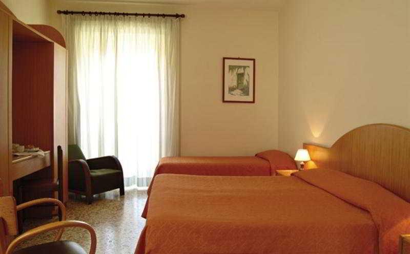 Hotel Del Corso Σορέντο Εξωτερικό φωτογραφία