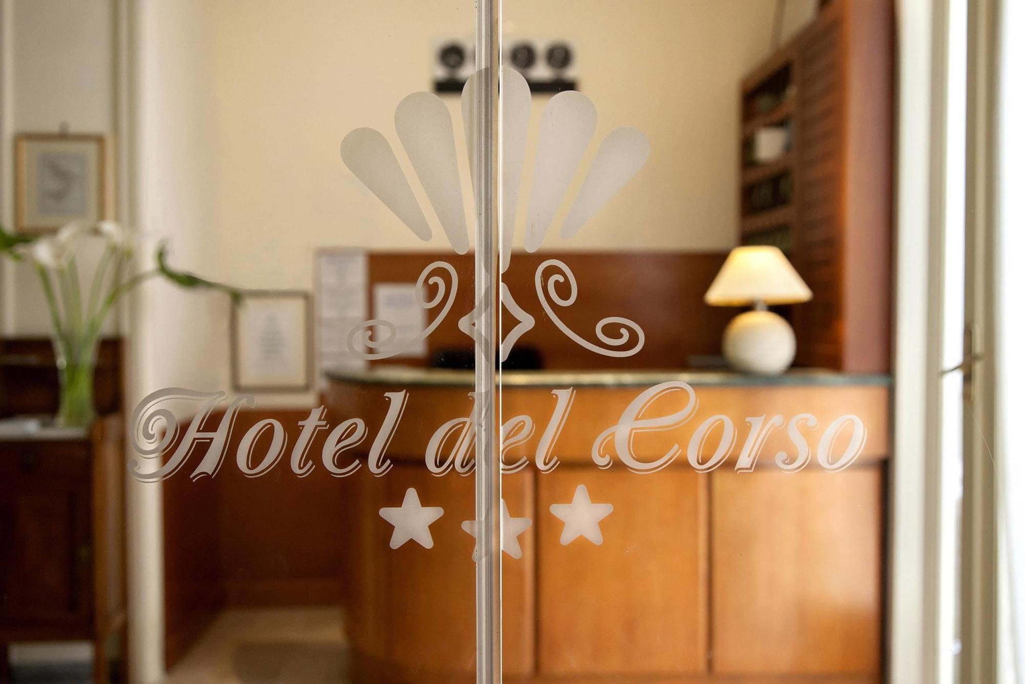 Hotel Del Corso Σορέντο Εξωτερικό φωτογραφία