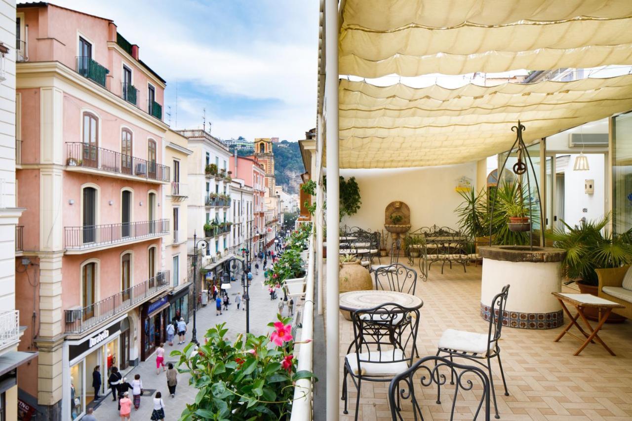 Hotel Del Corso Σορέντο Εξωτερικό φωτογραφία
